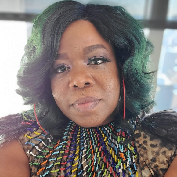 Meet your Posher, Almitra - Picture 6 of 12